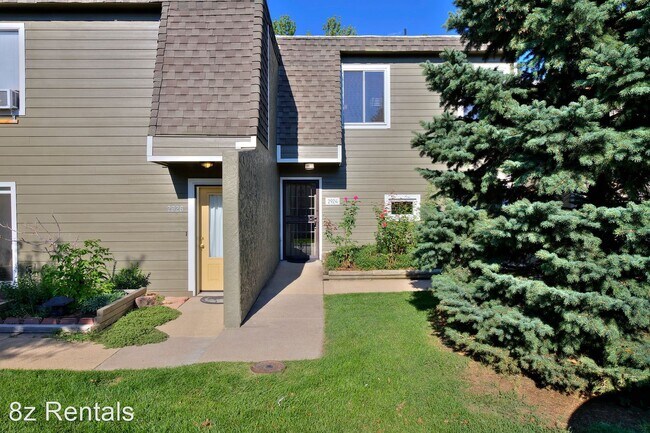 Building Photo - 3 br, 2.5 bath House - 2924 Glenwood Drive