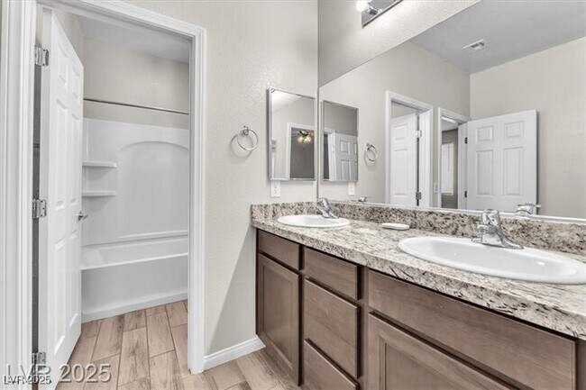 Building Photo - 232 Star Ruby Ct