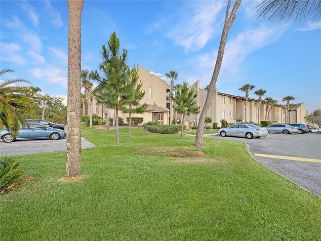 Building Photo - 626 Orange Dr