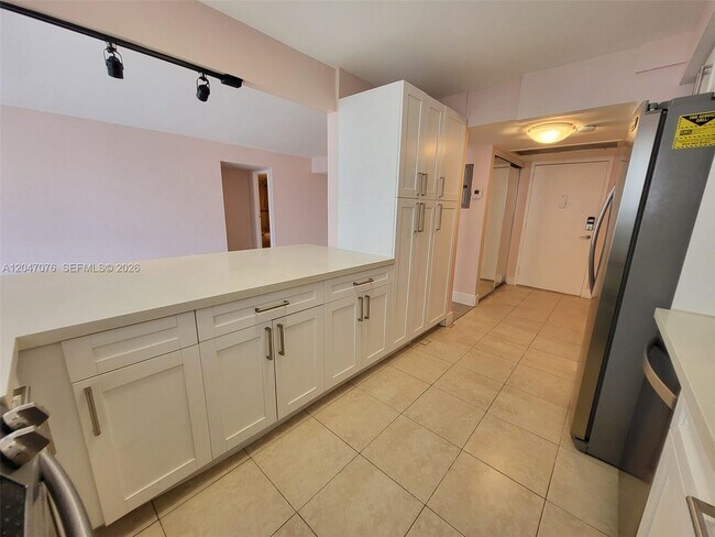 Building Photo - 501 Three Islands Boulevard