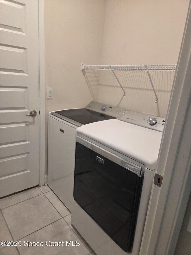 Building Photo - 3747 Sagefield Dr