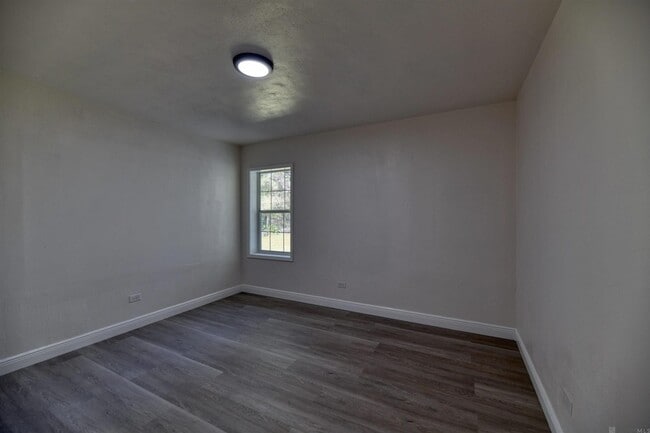 Building Photo - 3744 Conrad Dr