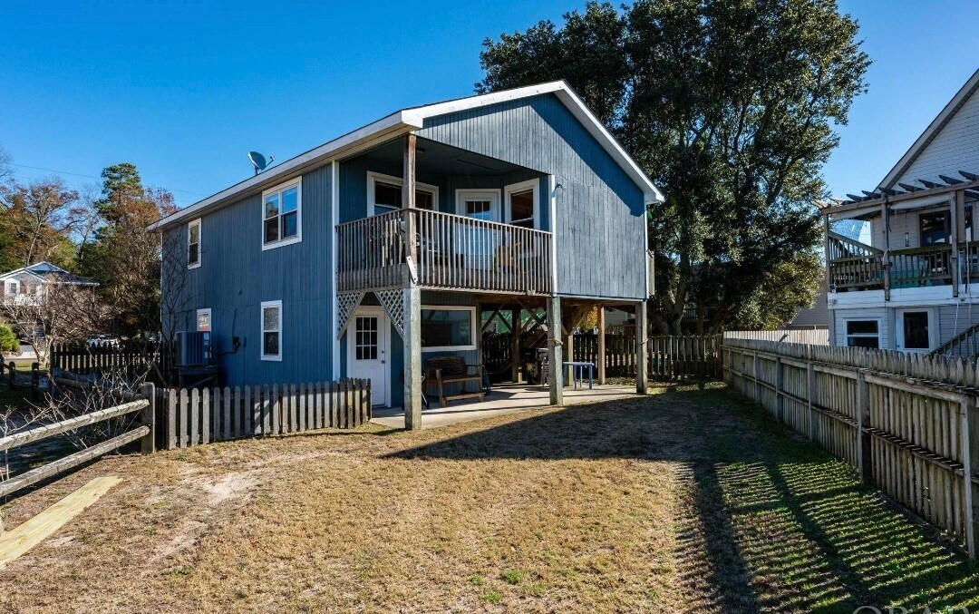 Building Photo - 305 Colington Dr