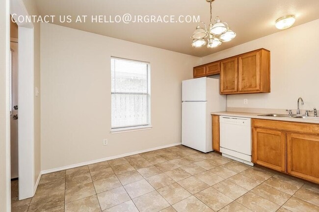 Building Photo - 136 Stewart Bend Ct