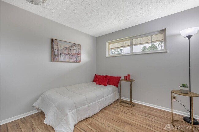 Building Photo - 5276 Buckner Dr