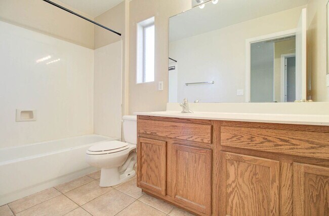 Building Photo - 17762 W Hearn Rd