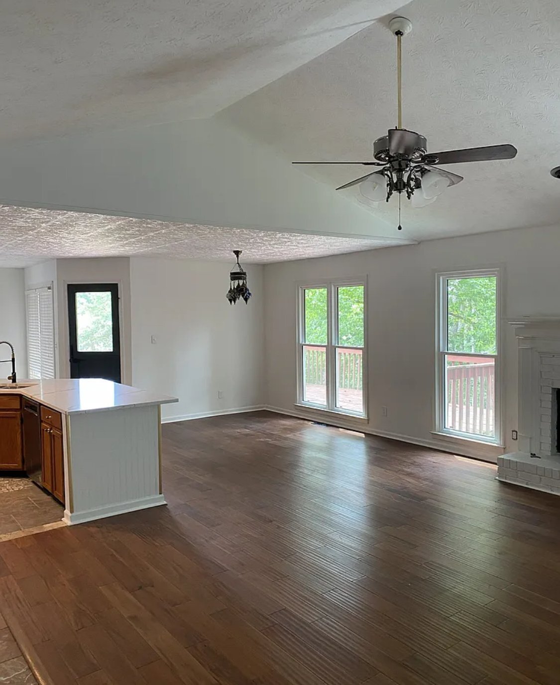 Building Photo - 6917 Rock Creek Ct