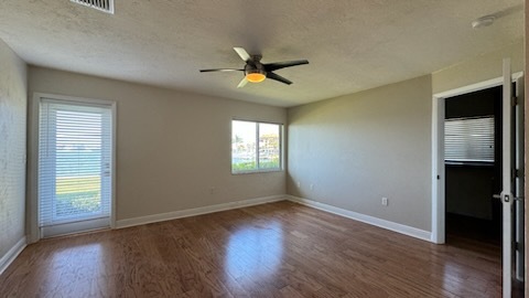 Building Photo - 7692 Cove Terrace