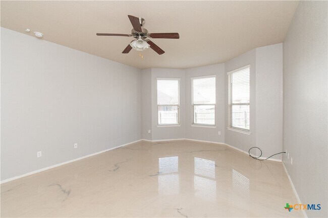 Building Photo - 7001 Cokui Dr