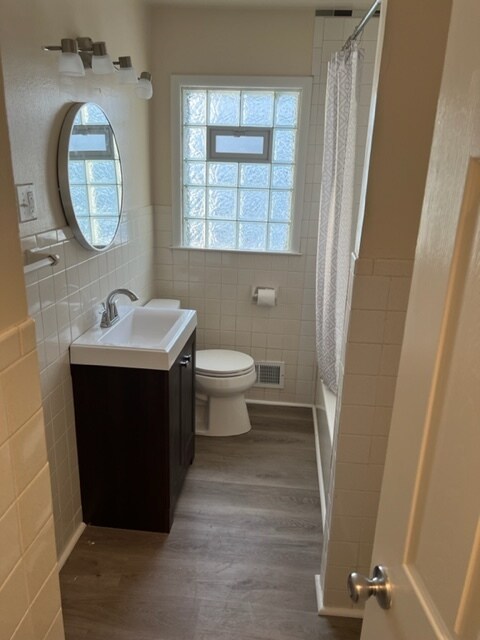 Building Photo - 4415 S 5th Plz