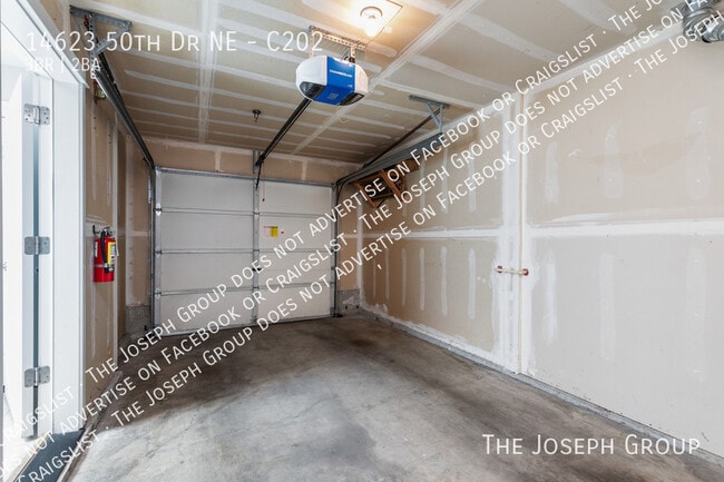 Building Photo - 14623 50th Dr NE