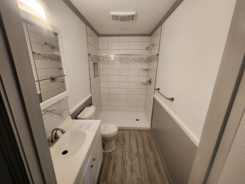 Building Photo - 67 Dearmin Terrace