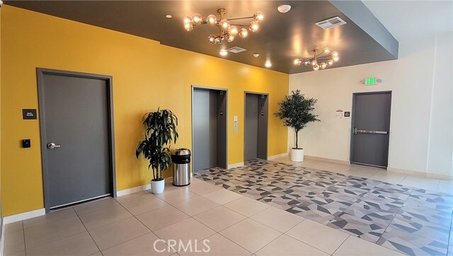 Building Photo - 168 S Monterey St