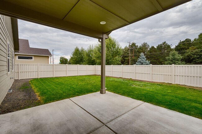 Building Photo - 10268 W Shelborne Dr