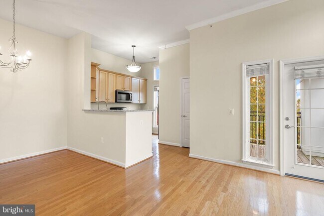 Building Photo - 3840 Lightfoot St