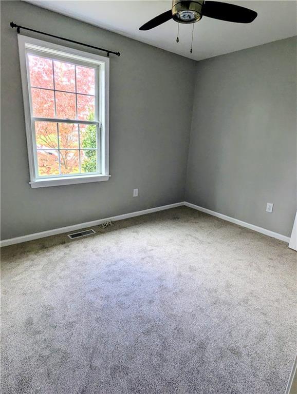 Building Photo - 47 King Phillip St