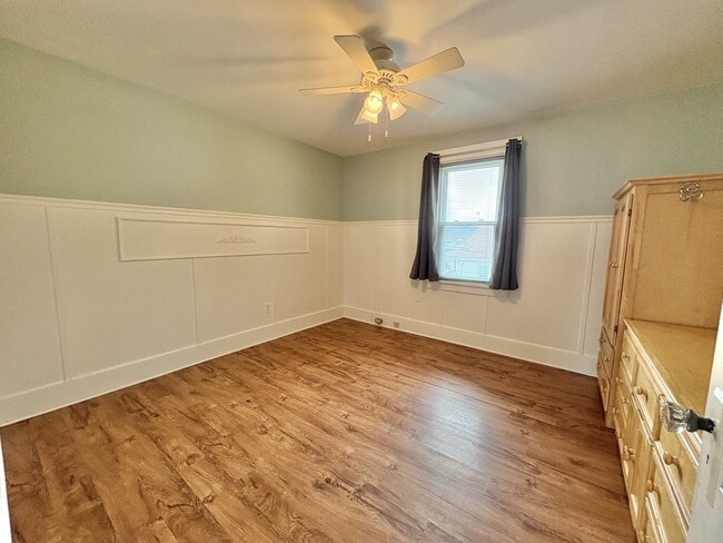 Building Photo - 793 Valley Rd