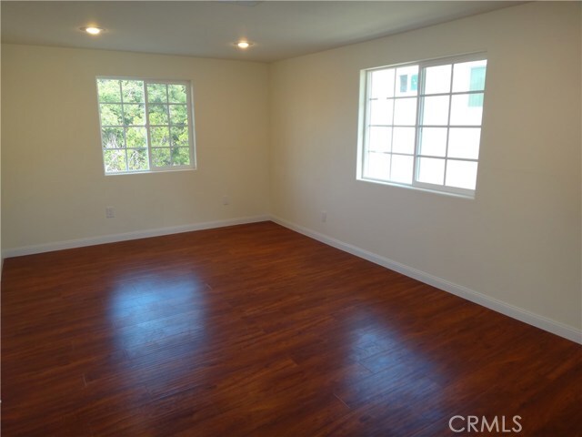 Building Photo - 6721 Rosemead Blvd