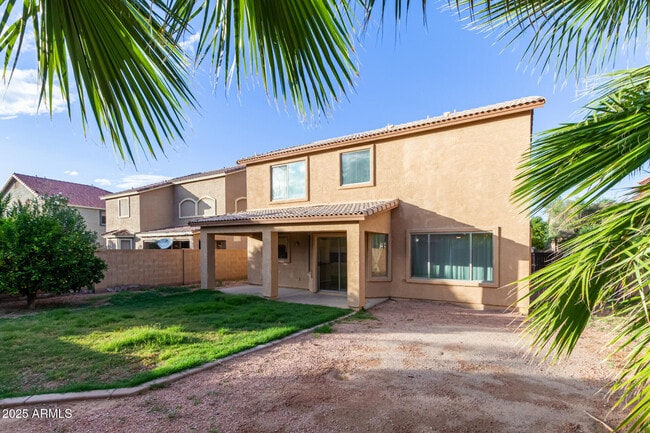 Building Photo - 3545 E Crescent Way