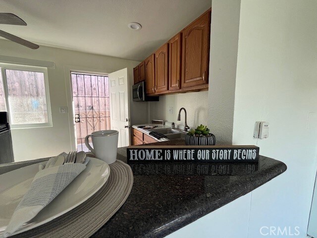 Building Photo - 37067 Bankside Dr