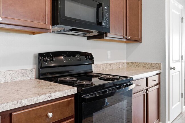 Building Photo - 1530 Finnigan Cir