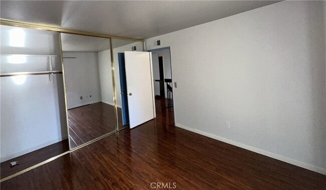Building Photo - 605 Rainier Way