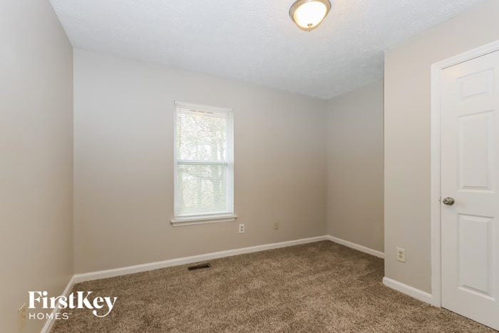 Building Photo - 8442 Glendevon Ct
