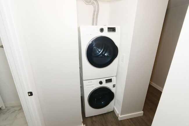 Building Photo - 53 U St NW