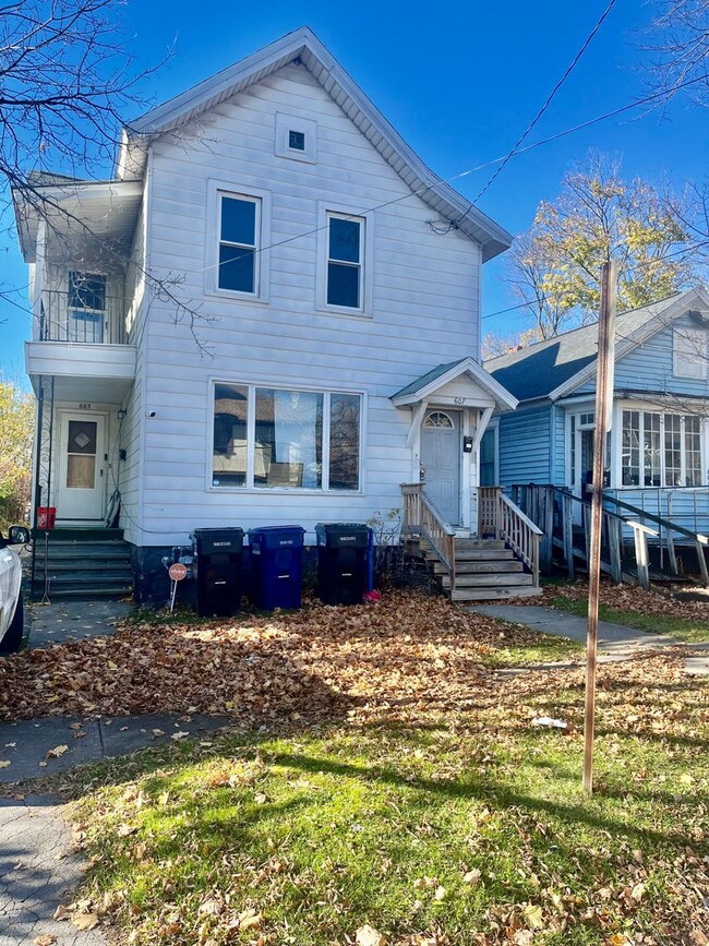Building Photo - 605-7 Winton St