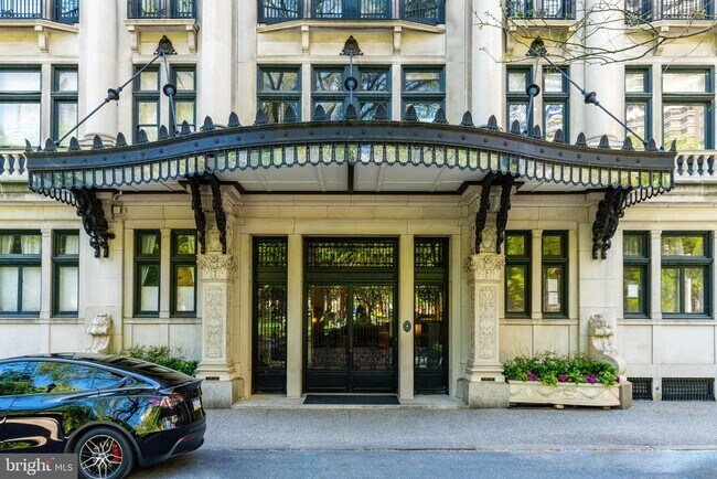 Building Photo - 1830 Rittenhouse Square