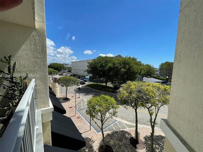 Building Photo - 7280 SW 90th St