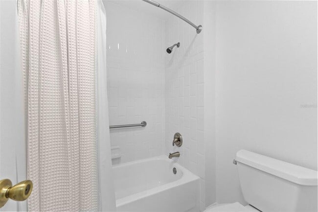 Building Photo - 3010 W Grovewood Ct