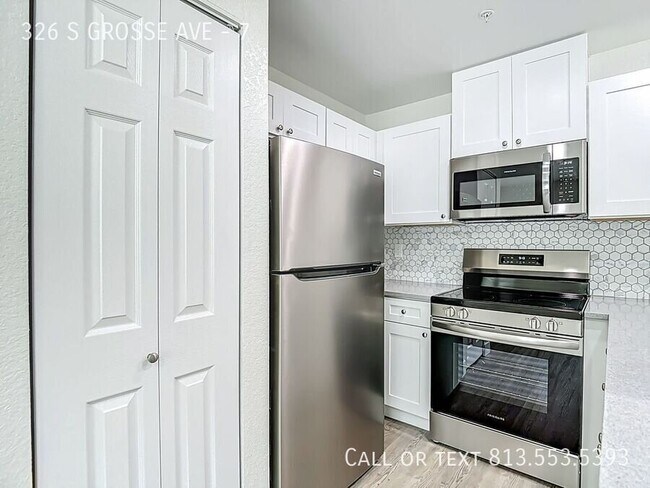 Building Photo - 326 S Grosse Ave