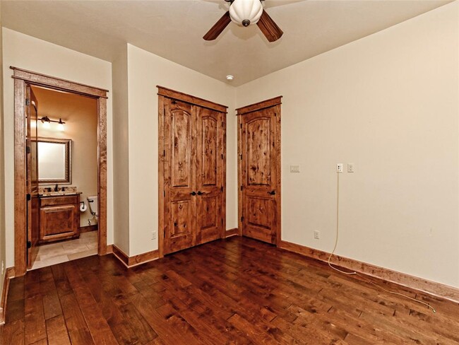 Building Photo - 26505 Masters Pkwy