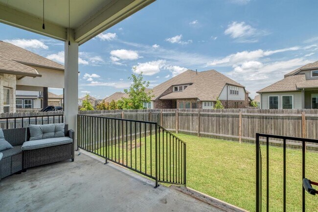 Building Photo - 4304 Allenbrook Dr