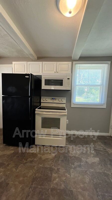 Building Photo - 3061 W Street