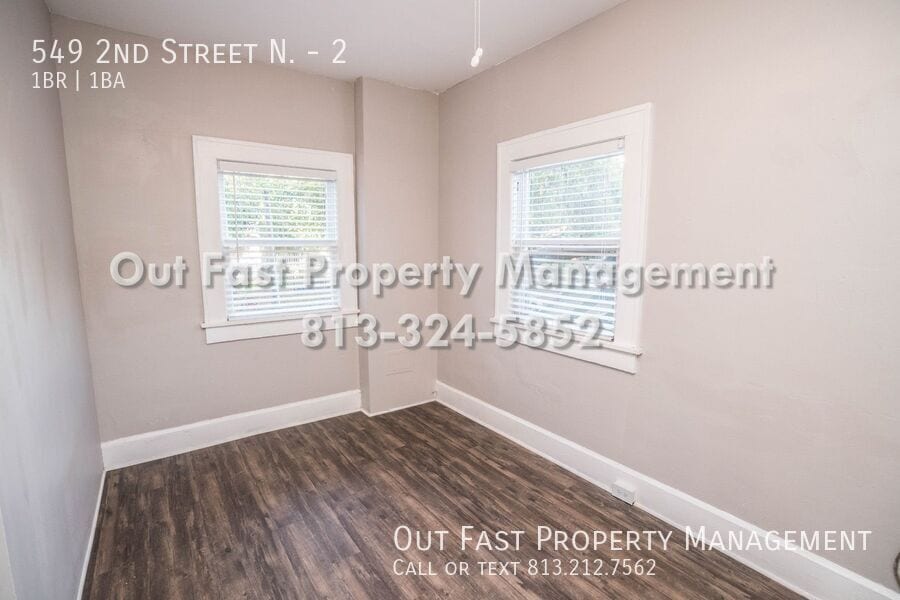 Building Photo - 549 2nd St N