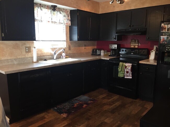 Building Photo - 7563 Bingham Ct