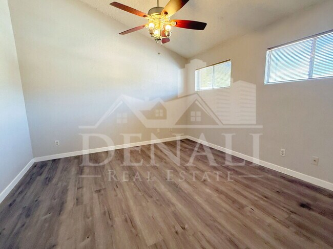Building Photo - 9797 E La Palma Ave