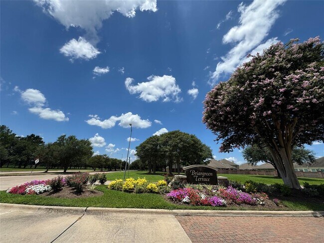 Building Photo - 14127 Grovemist Ln