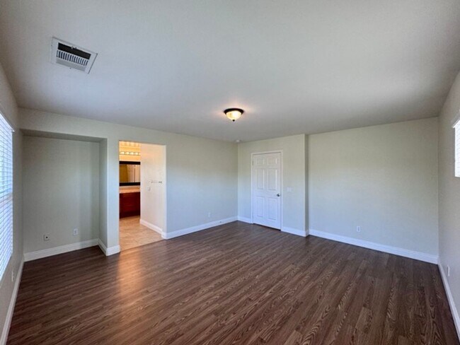 Building Photo - 4 bedroom Tierra Shores home for LEASE in ...