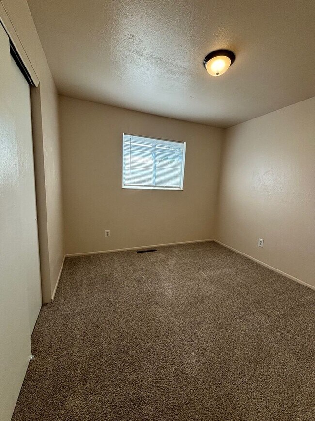 Building Photo - 3 Bedroom, 1 Bathroom Near Fort Carson - A...