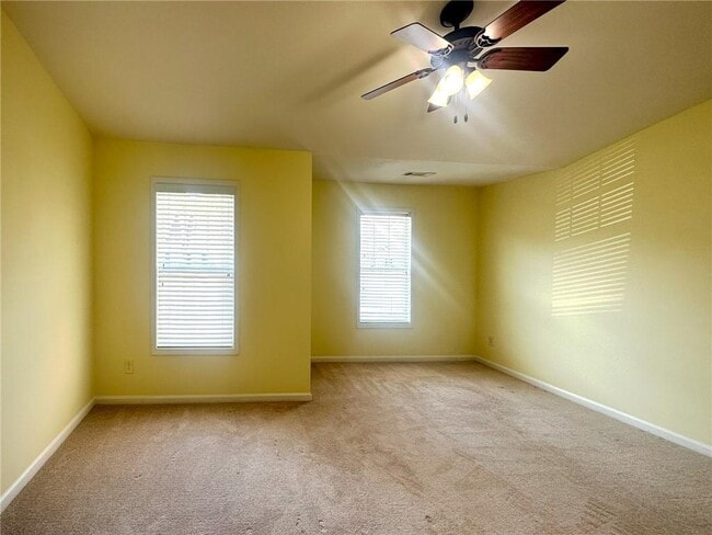 Building Photo - 2091 Executive Dr N