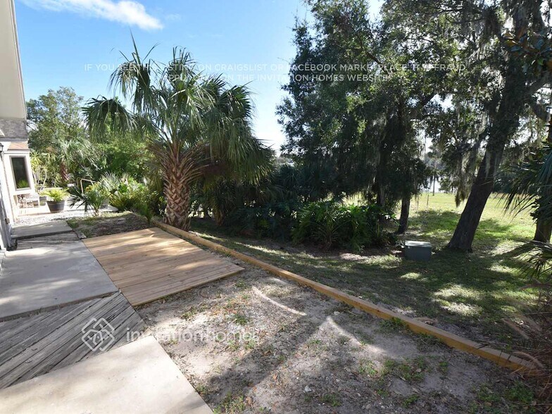 Building Photo - 1463 Oak Pl