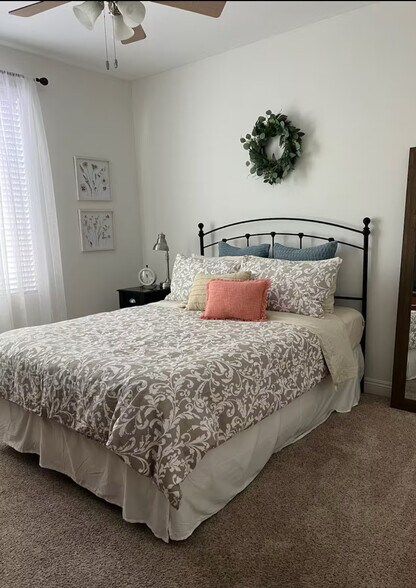 Building Photo - 23 Quinn Way