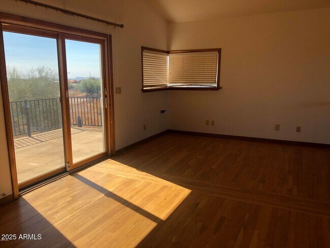 Building Photo - 6445 E Wildcat Dr