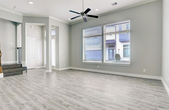 Building Photo - 8907 Spring Knoll Forest Dr