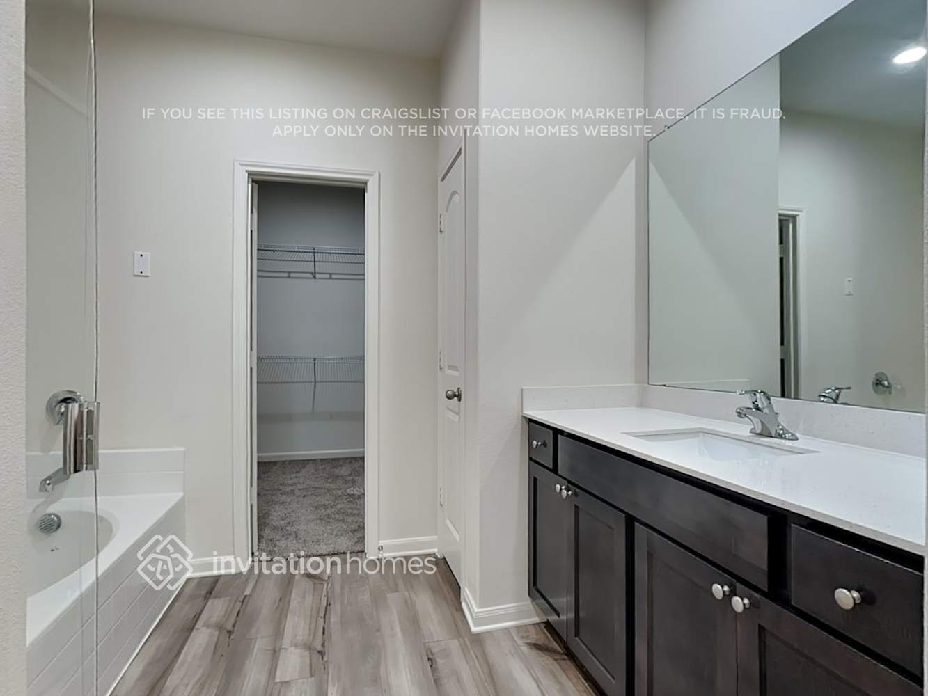 Building Photo - 3041 Chico Dr