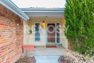 Building Photo - 5 Bed 3 Bath | Centennial CO | Available Auguest 2026