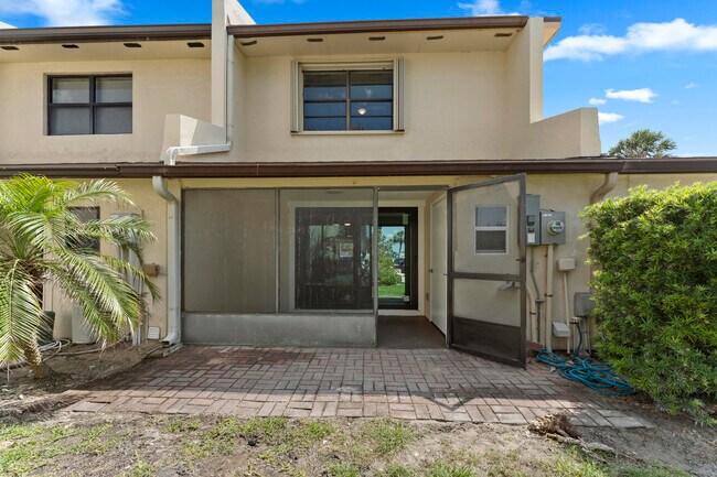 Building Photo - 1500 Atlantic St